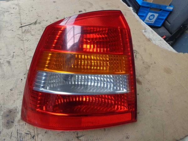 FEU ARRIERE GAUCHE OPEL ASTRA G 3/5 PORTES 1998-2004 - Vue 1